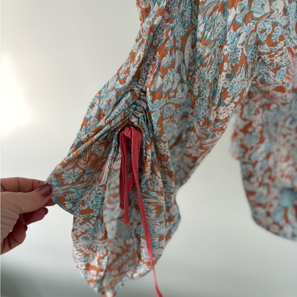 ANTHROPOLOGIE long sleeved shirred blouse - Size small - Picture 6 of 9